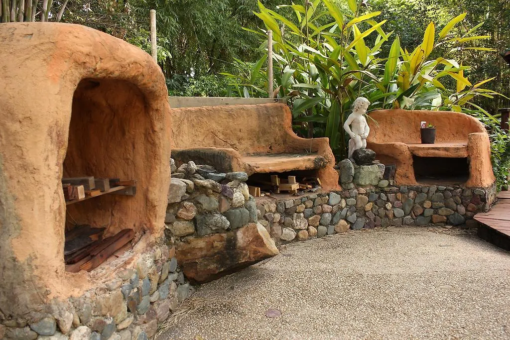 Noosa Edge Nudist Retreat Bed & Breakfast Doonan Australia