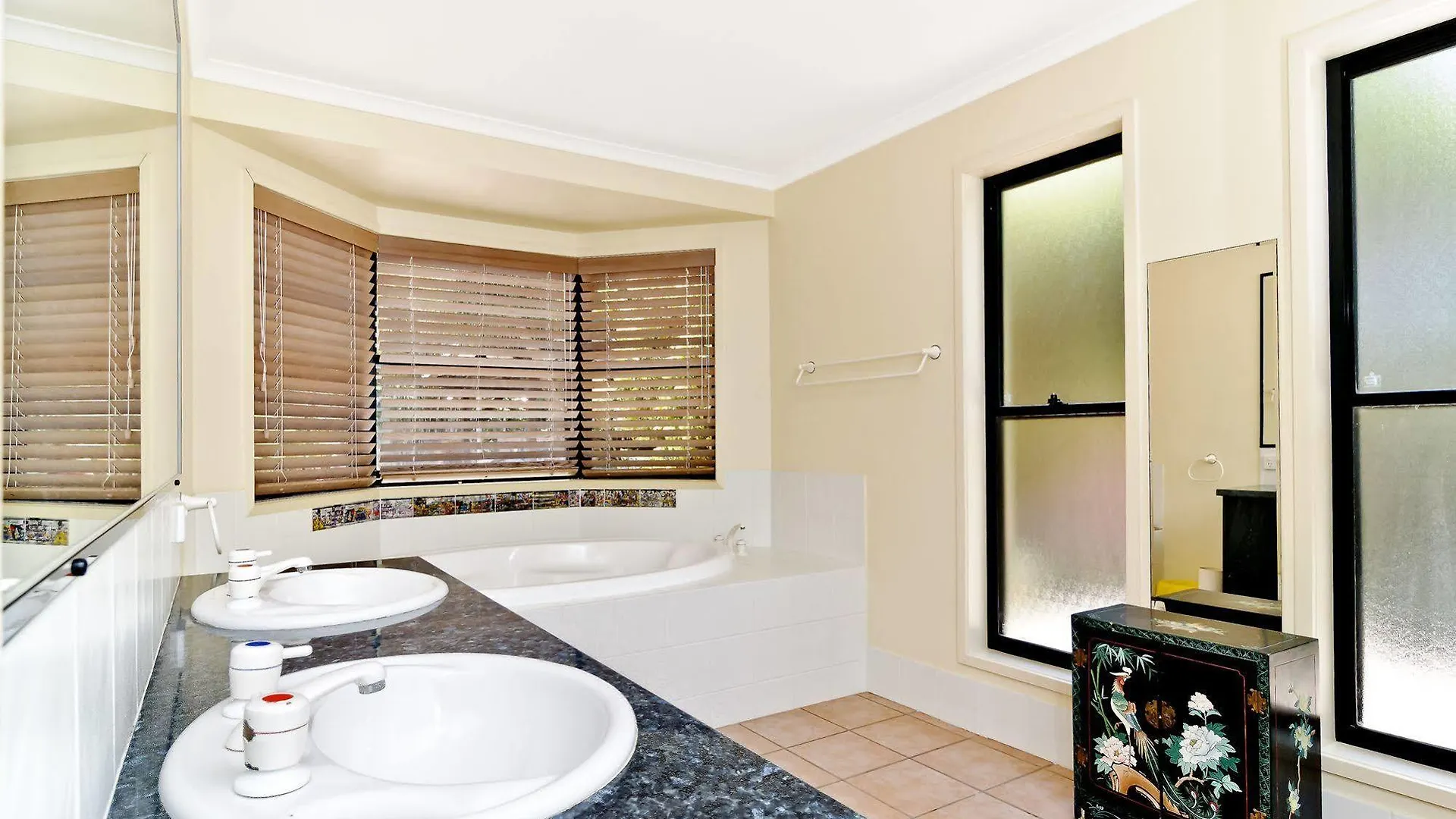 Noosa Edge Nudist Retreat Bed & Breakfast Doonan 4*,  Australia